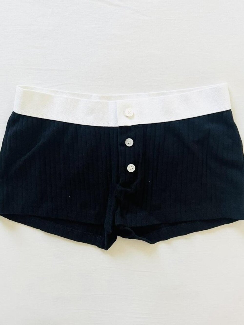 BNWT Brandy Melville-John Galt Black Ribbed Shorts White Waistband